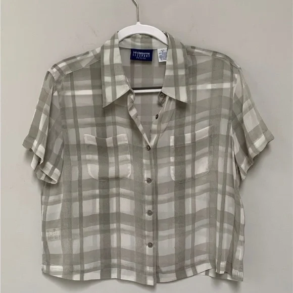 Liz Claiborne Checked Top P/Medium - Picture 3 of 5